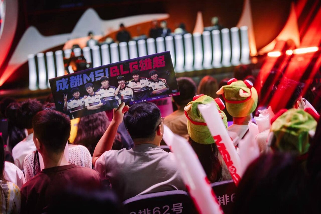 Heroic 以惊险的方式战胜 Spirit，晋级2025年电子竞技世界杯四分之一决赛