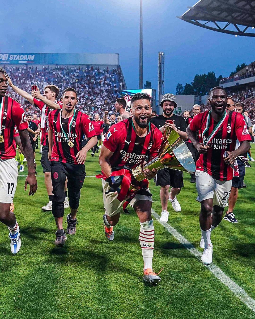 LPL今日首发：Rookie迎战老东家