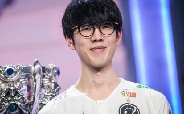 CSGO BLAST秋季赛首日：A队重振雄风？