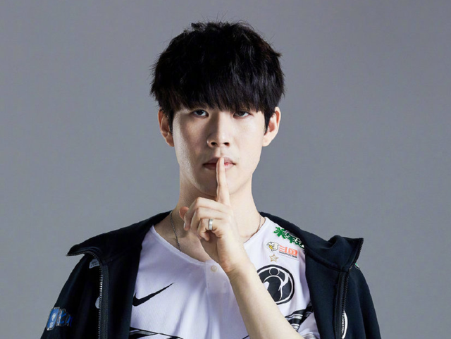 The MongolZ 对阵 NAVI， aurora 对阵 FaZe 在 ESL Pro League s22 Stage 2 第五轮